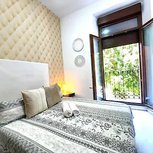 Budget & Lovely Setas Apartment